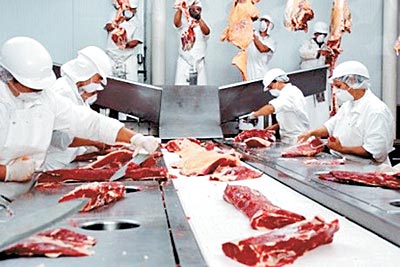 Comercializadores de Carne Recurrirán al TDLC para eliminar impuesto a Productos Bovinos